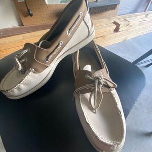 Tommy Hilfiger boat shoes